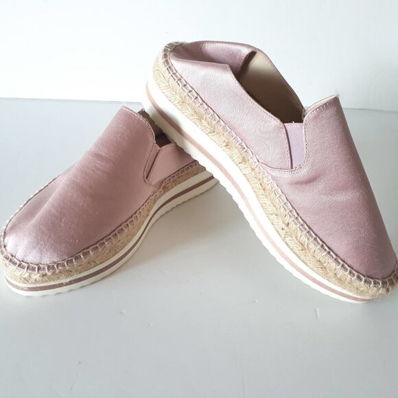 EUC Zara blush pink satin effect slip on espadrille style shoes, US 6 - Picture 10 of 16